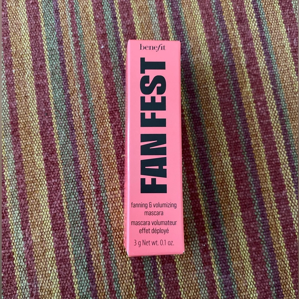 BENEFIT FAN FEST MASCARA HYPER BLACK DELUXE MINI